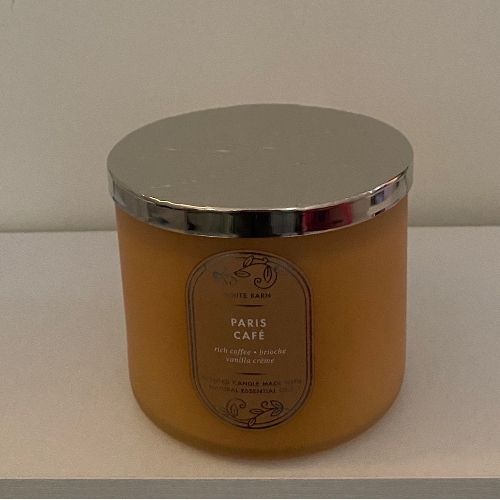 White Barn Paris Café Candle - Gold